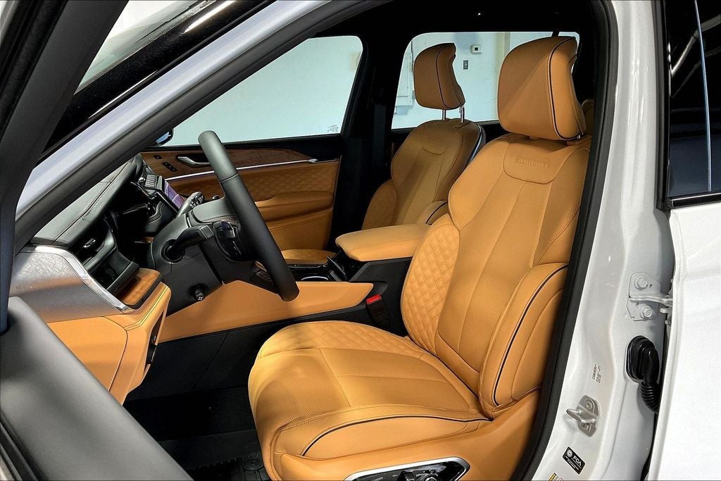 2025 Jeep Grand Cherokee GRAND CHEROKEE L SUMMIT RESERVE 4X4