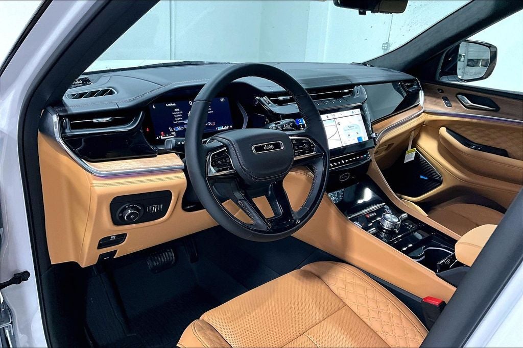 2026 Jeep Grand Cherokee GRAND CHEROKEE L SUMMIT 4X4