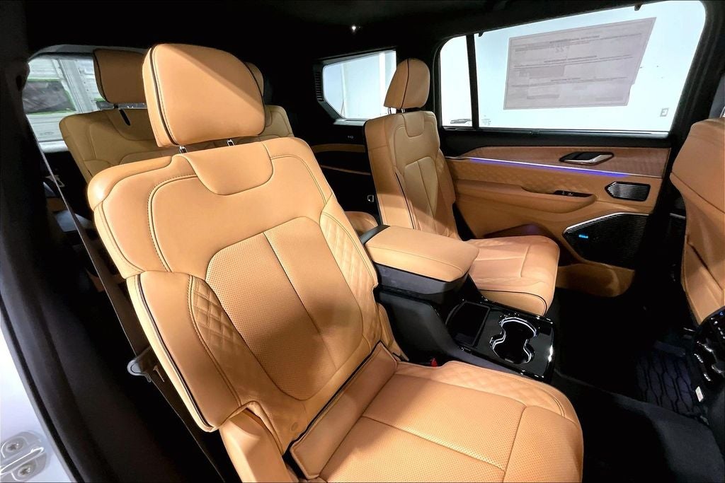 2026 Jeep Grand Cherokee GRAND CHEROKEE L SUMMIT 4X4