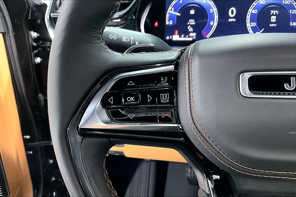 2026 Jeep Grand Cherokee GRAND CHEROKEE L SUMMIT 4X4