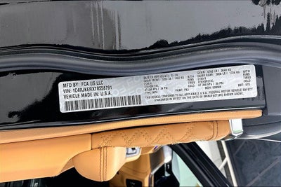 2026 Jeep Grand Cherokee GRAND CHEROKEE L SUMMIT 4X4