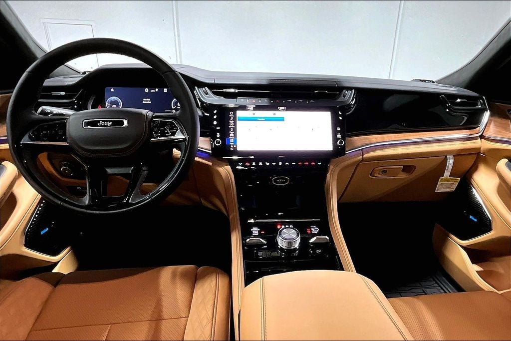 2026 Jeep Grand Cherokee GRAND CHEROKEE L SUMMIT 4X4