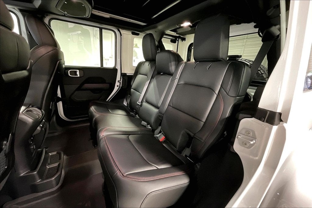 2027 Jeep Wrangler WRANGLER 4-DOOR RUBICON X