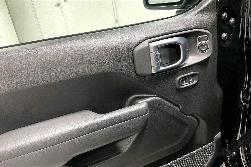 2027 Jeep Wrangler WRANGLER 4-DOOR MOAB