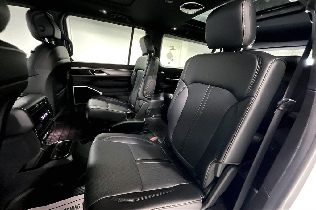 2026 Jeep Grand Wagoneer L GRAND WAGONEER L 85TH ANNIVERSARY EDITION 4X4