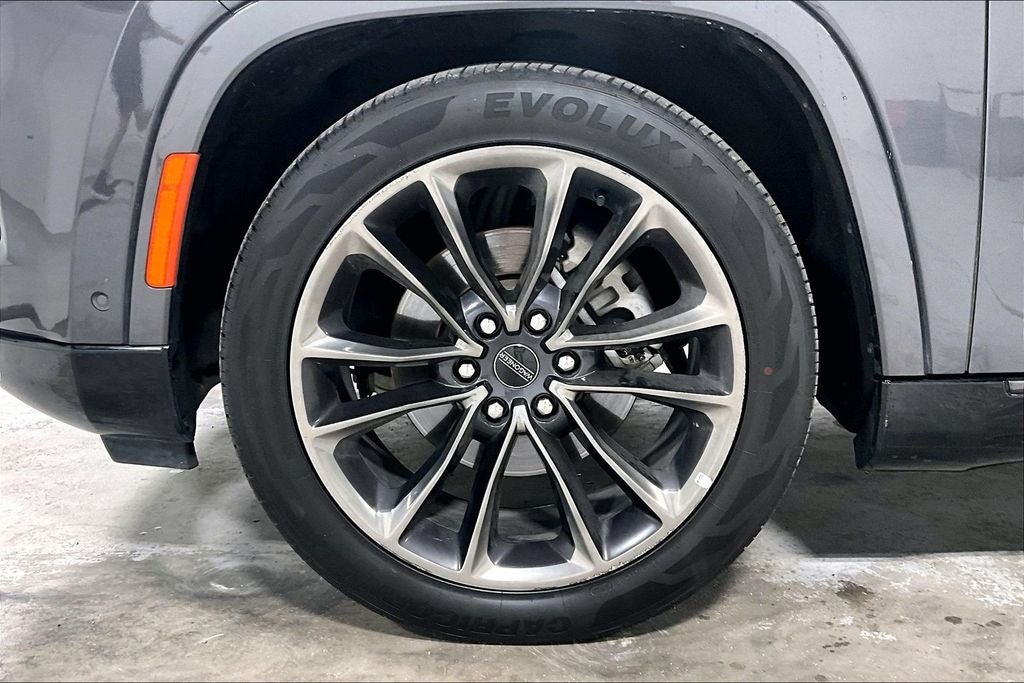 2024 Jeep Grand Wagoneer L Series III Obsidian 4x4