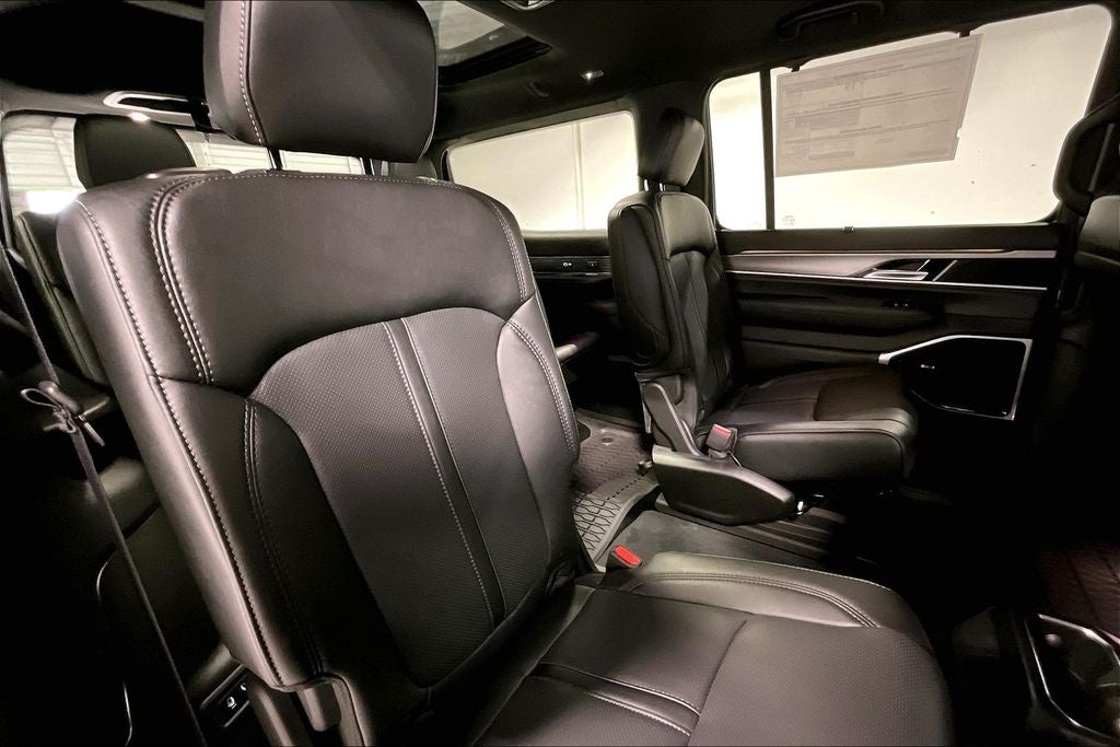 2026 Jeep Grand Wagoneer GRAND WAGONEER LIMITED RESERVE 4X4