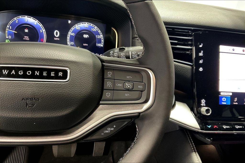 2025 Jeep Wagoneer WAGONEER CARBIDE 4X4