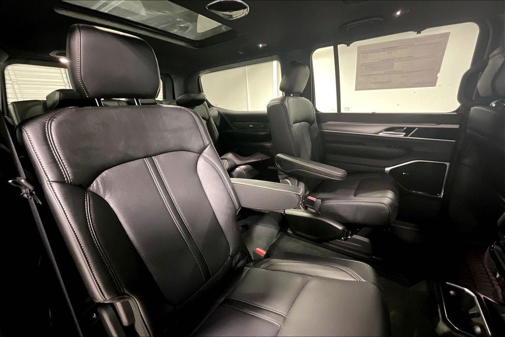 2026 Jeep Grand Wagoneer GRAND WAGONEER LIMITED RESERVE 4X4