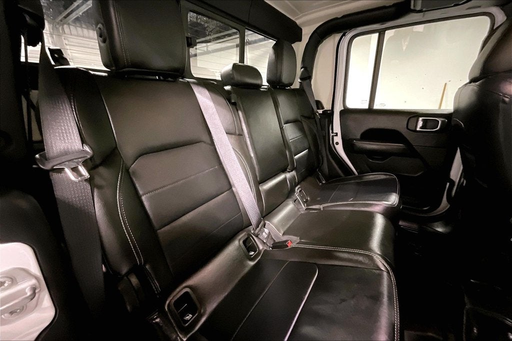 2023 Jeep Gladiator Overland 4x4