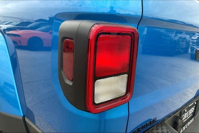 2025 Jeep Gladiator GLADIATOR HIGH TIDE 4X4