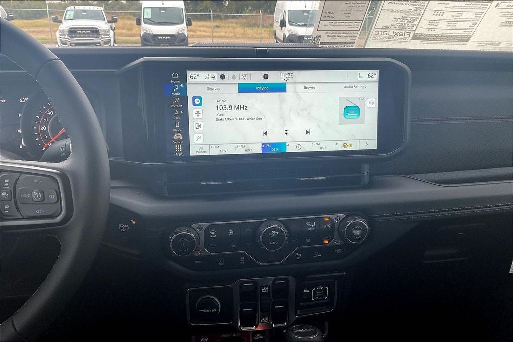 2025 Jeep Gladiator GLADIATOR RUBICON X 4X4