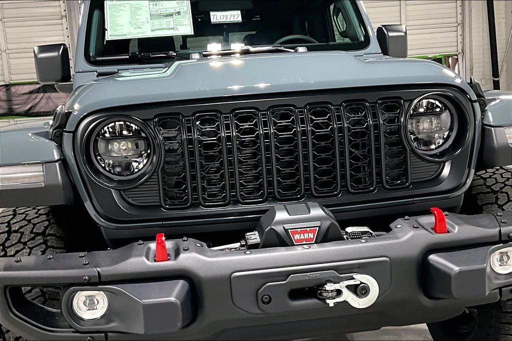 2026 Jeep Gladiator GLADIATOR SHADOW OPS 4X4