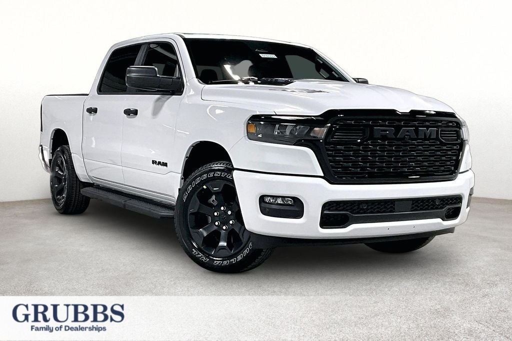2026 RAM Ram 1500 RAM 1500 EXPRESS CREW CAB 4X4 5'7' BOX