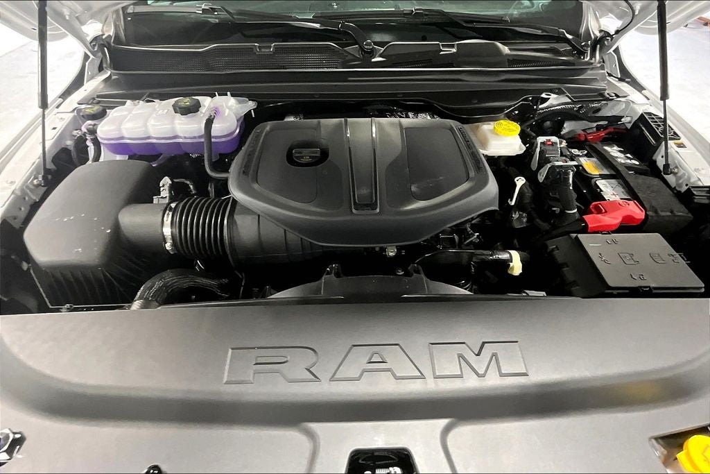 2025 RAM Ram 1500 RAM 1500 BIG HORN CREW CAB 4X4 5'7' BOX