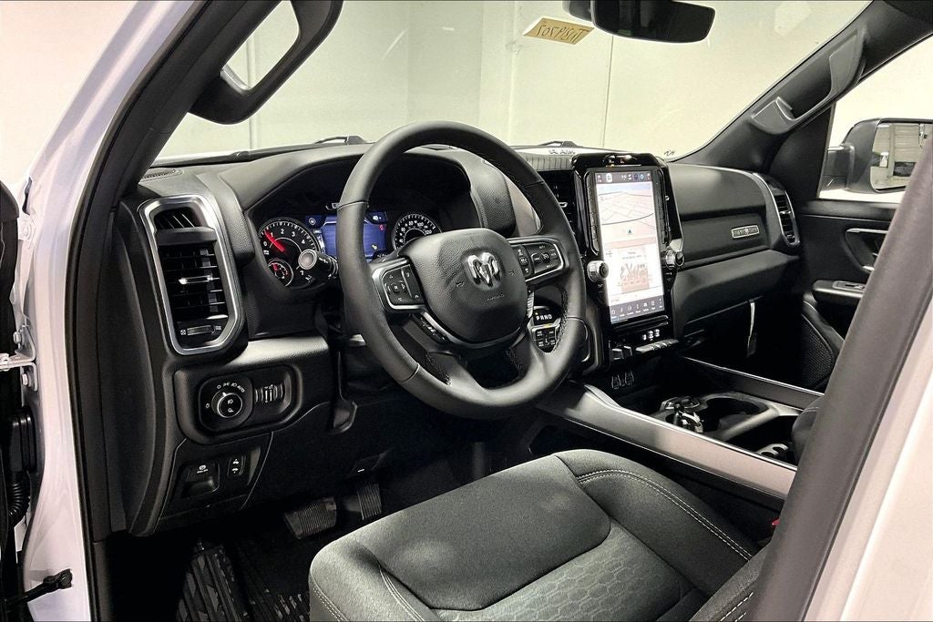 2026 RAM Ram 1500 RAM 1500 LONE STAR CREW CAB 4X4 5'7' BOX