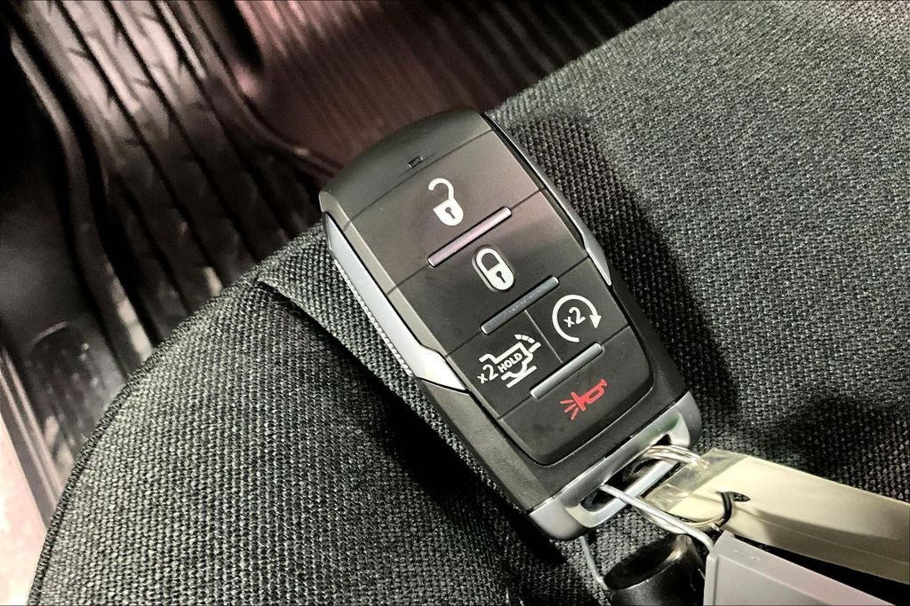 2026 RAM Ram 1500 RAM 1500 LONE STAR CREW CAB 4X4 5'7' BOX