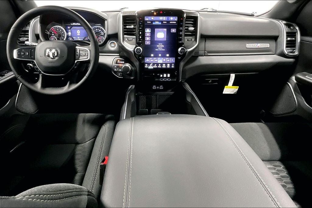 2026 RAM Ram 1500 RAM 1500 LONE STAR CREW CAB 4X4 5'7' BOX