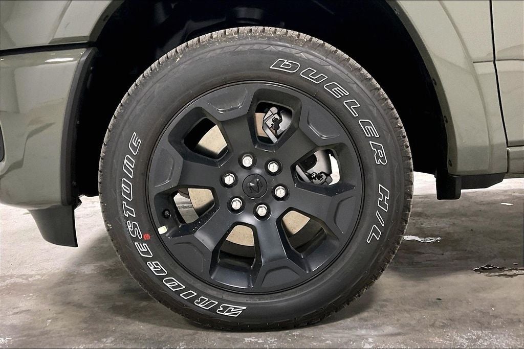 2026 RAM Ram 1500 RAM 1500 LONE STAR CREW CAB 4X4 5'7' BOX