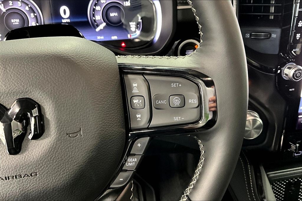 2026 RAM Ram 1500 RAM 1500 LIMITED CREW CAB 4X4 5'7' BOX