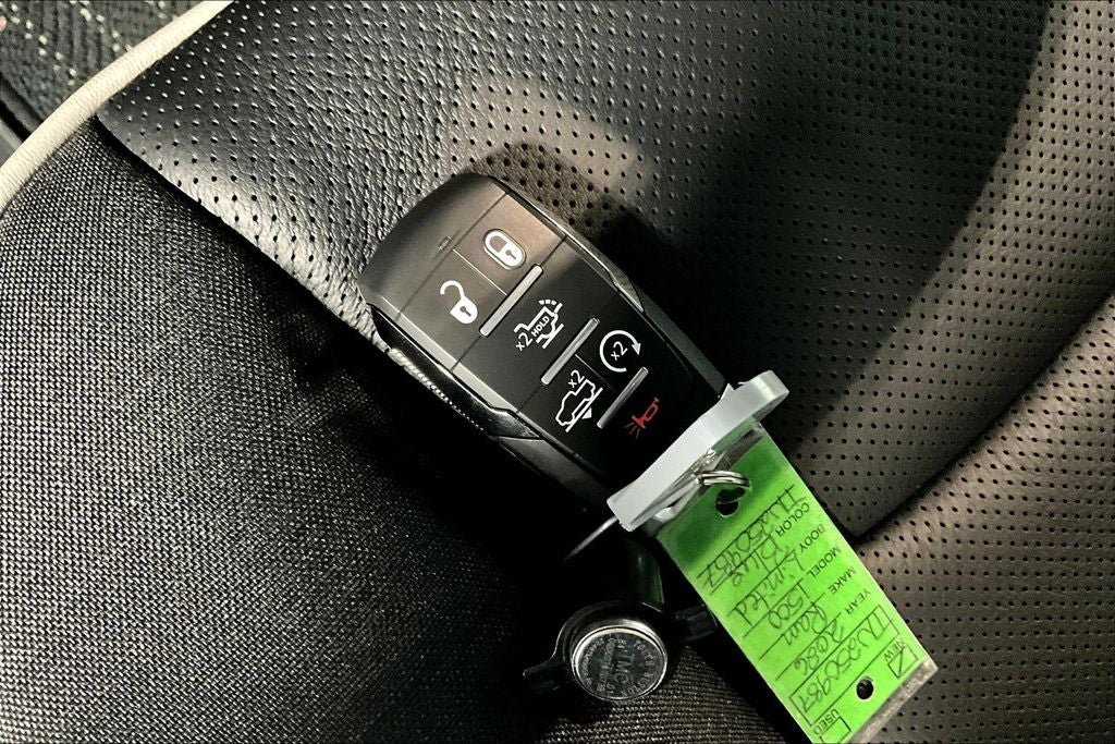 2026 RAM Ram 1500 RAM 1500 LIMITED CREW CAB 4X4 5'7' BOX