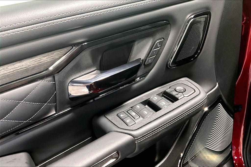 2026 RAM Ram 1500 RAM 1500 LIMITED CREW CAB 4X4 5'7' BOX