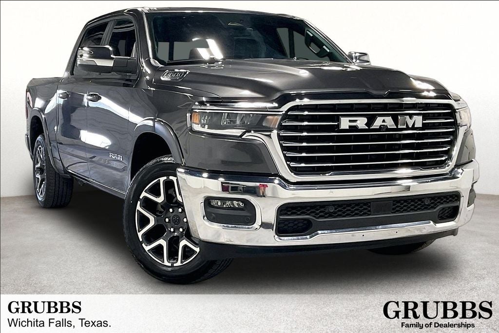 2026 RAM 1500 Laramie Crew Cab 4x4 5'7' Box