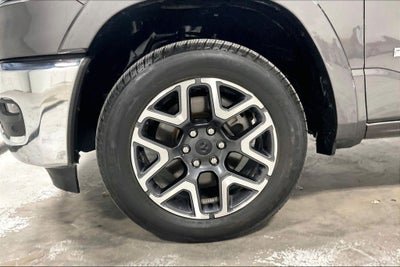 2026 RAM 1500 Laramie Crew Cab 4x4 5'7' Box