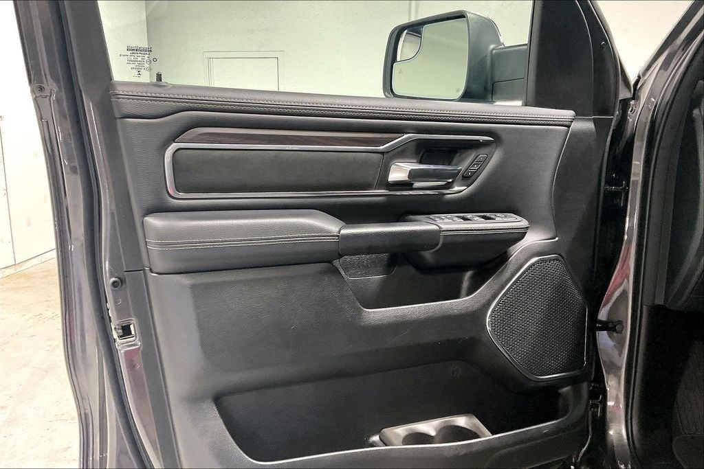 2026 RAM 1500 Laramie Crew Cab 4x4 5'7' Box