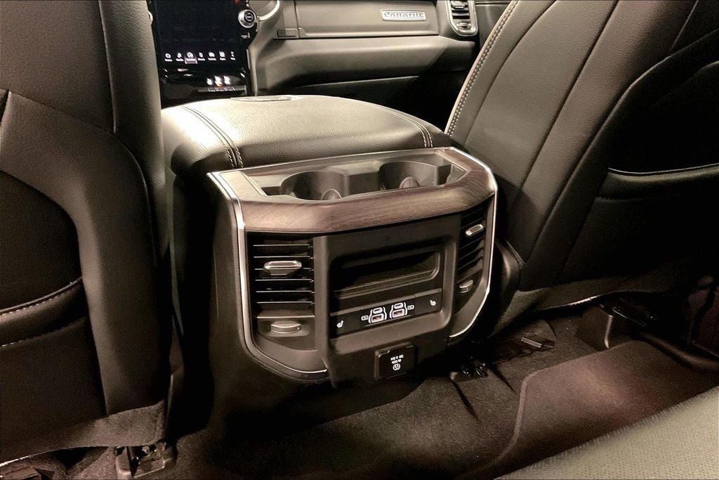 2026 RAM 1500 Laramie Crew Cab 4x4 5'7' Box
