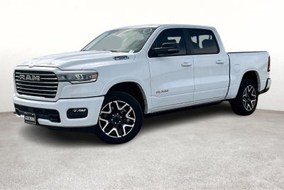 2025 RAM Ram 1500 RAM 1500 LARAMIE CREW CAB 4X4 5'7' BOX