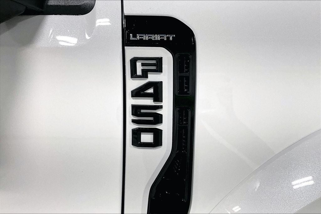 2026 Ford F-450 LARIAT