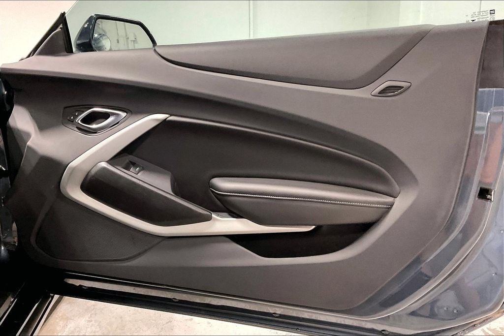 2023 Chevrolet Camaro RWD Coupe 1LT