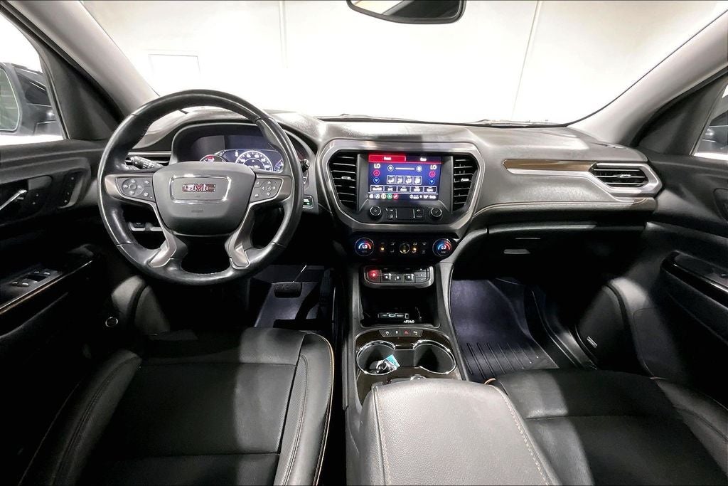 2022 GMC Acadia AWD AT4