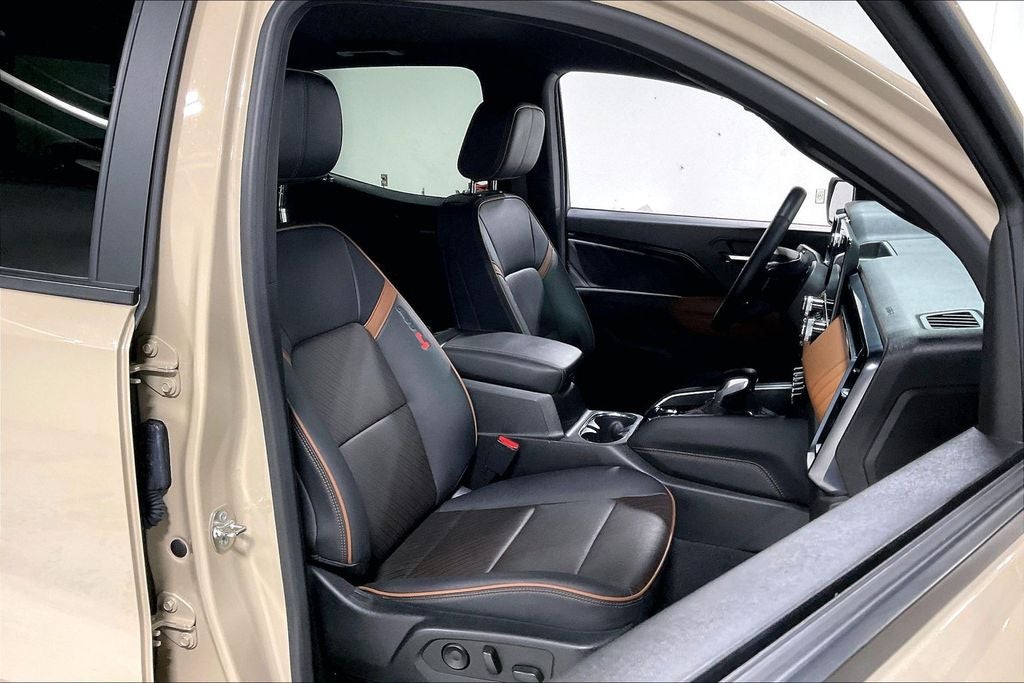 2024 GMC Canyon 4WD AT4