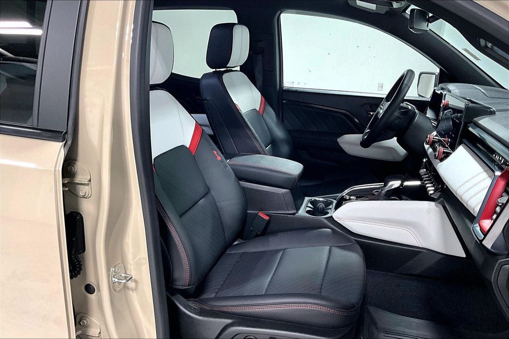 2023 GMC Canyon 4WD Crew Cab Short Box AT4X