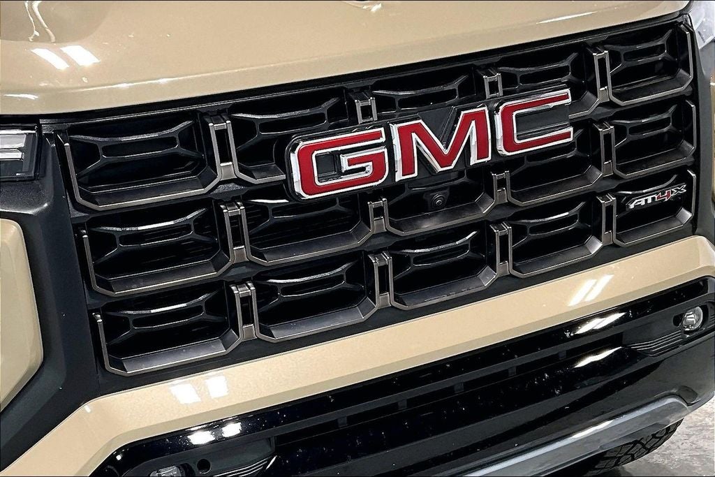 2023 GMC Canyon 4WD Crew Cab Short Box AT4X