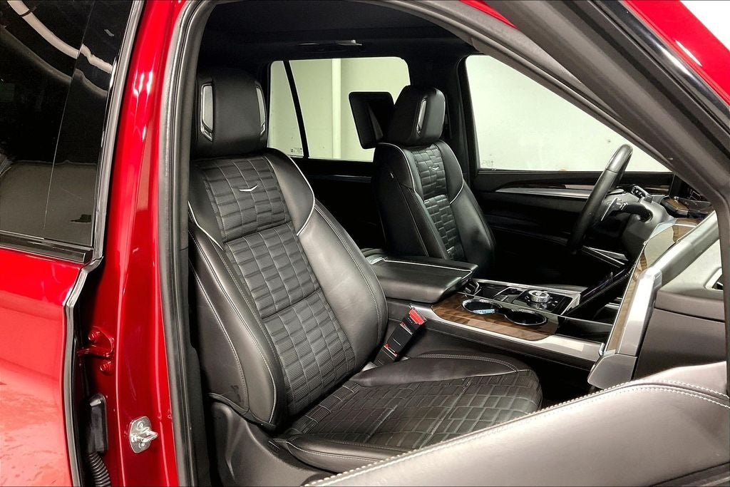 2025 Cadillac Escalade Sport Platinum