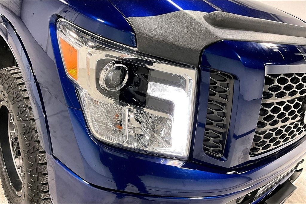 2018 Nissan TITAN PRO-4X