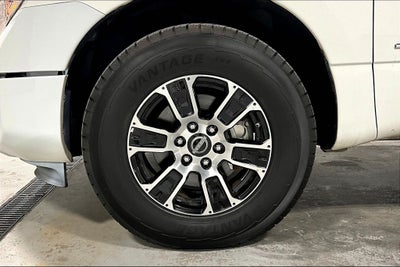 2023 Nissan TITAN Crew Cab SV 4x2