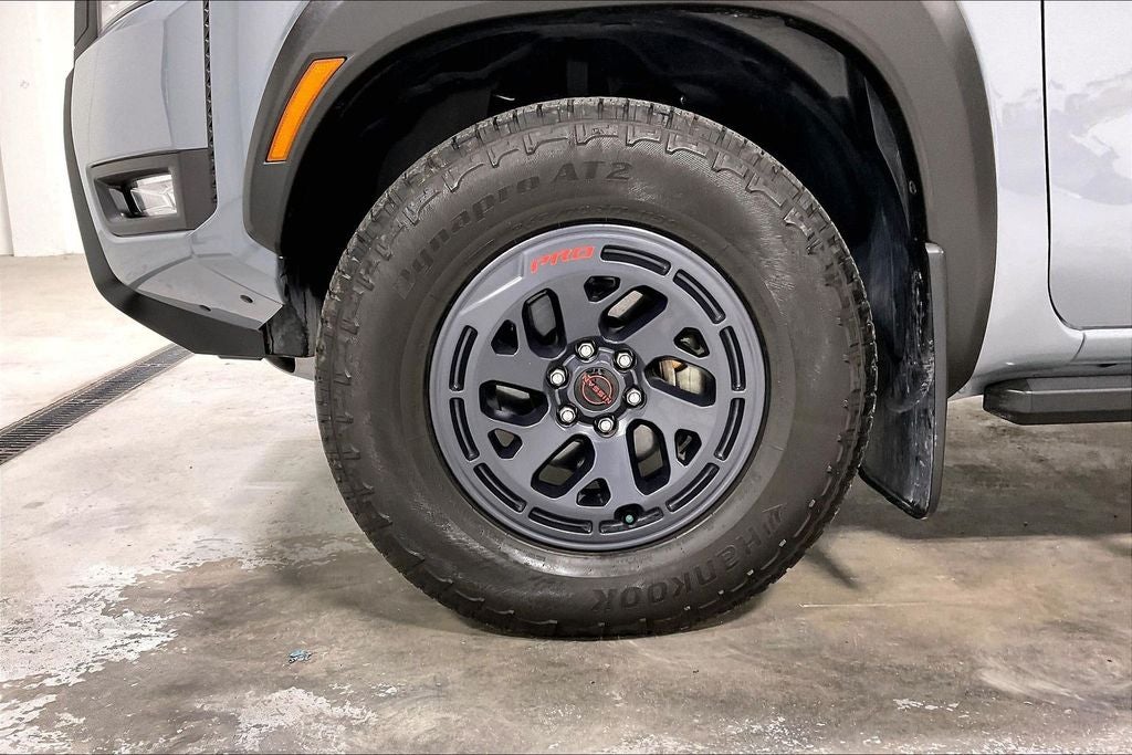 2025 Nissan Frontier Crew Cab PRO-4X 4x4