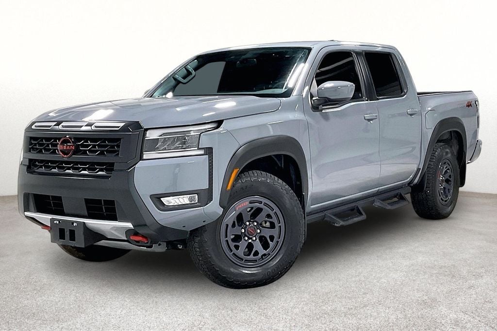 2025 Nissan Frontier Crew Cab PRO-4X 4x4