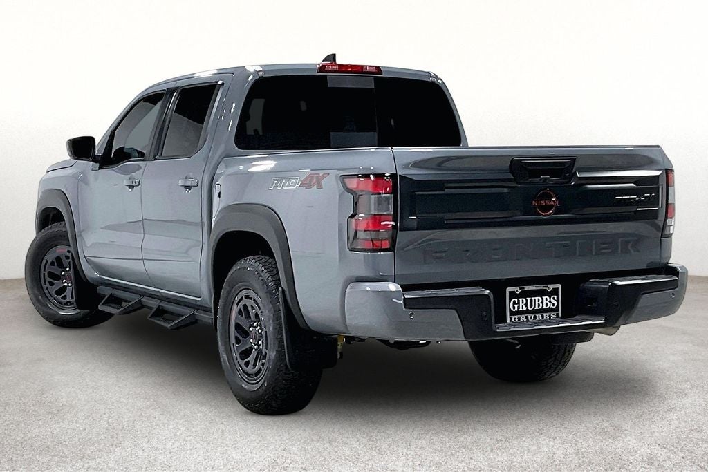 2025 Nissan Frontier Crew Cab PRO-4X 4x4