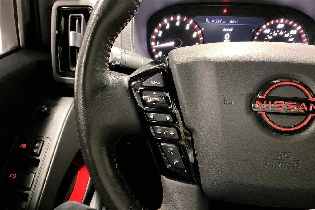 2025 Nissan Frontier Crew Cab PRO-4X 4x4