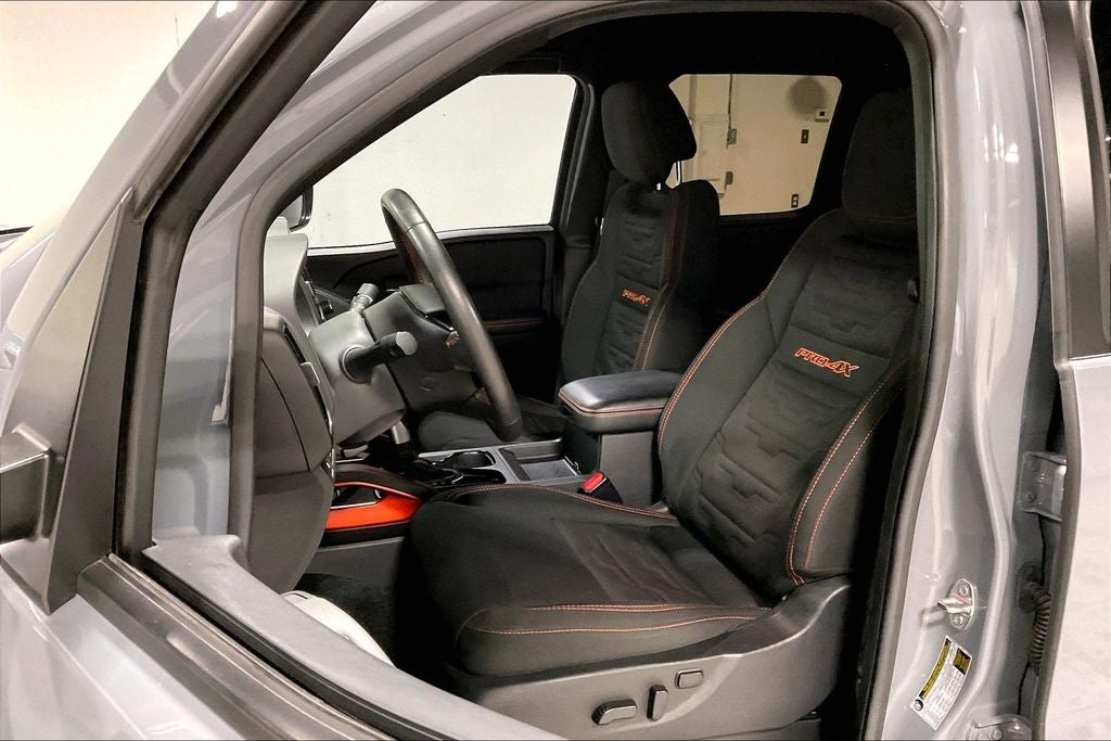 2025 Nissan Frontier Crew Cab PRO-4X 4x4
