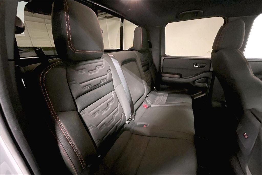 2025 Nissan Frontier Crew Cab PRO-4X 4x4