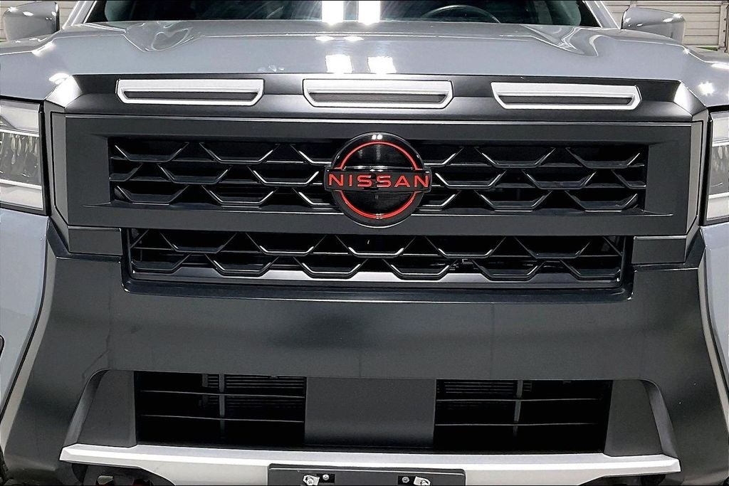 2025 Nissan Frontier Crew Cab PRO-4X 4x4