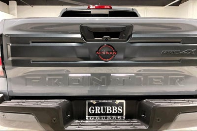 2025 Nissan Frontier Crew Cab PRO-4X 4x4