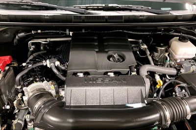 2025 Nissan Frontier Crew Cab PRO-4X 4x4
