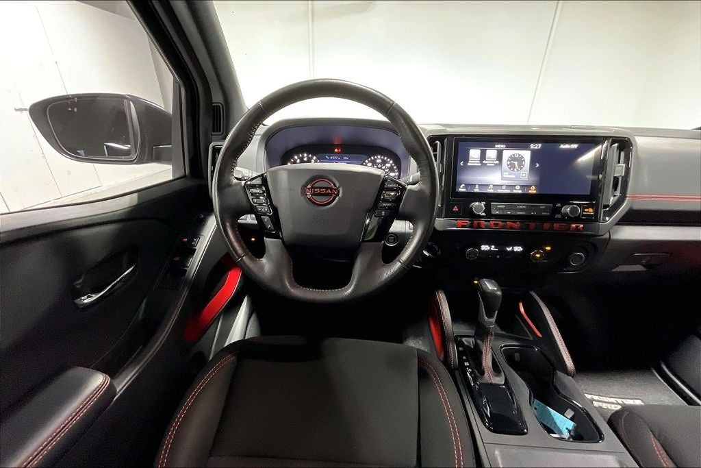 2025 Nissan Frontier Crew Cab PRO-4X 4x4
